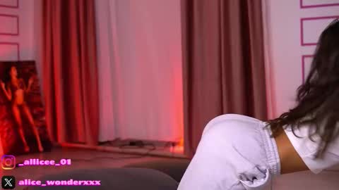 Vanessa Simon online show from 01-08-26, 06:59