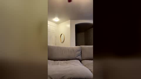 vanessavera02 online show from 01-06-26, 04:49