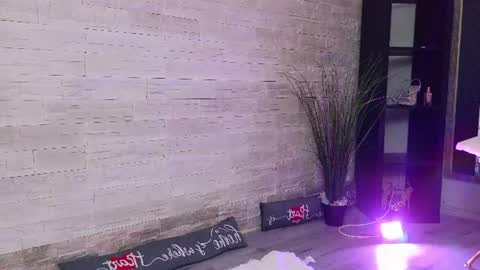 Vanessa online show from 06-10-26, 05:56