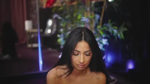Vanessa online show from 06-17-26, 06:09