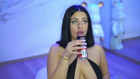 vanessaxrayy online show from 05-25-26, 09:10