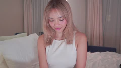 Snapshot of vanesse_ chatting on 07-27-26, 12:06 Irina online show from 07-27-26, 12:06
