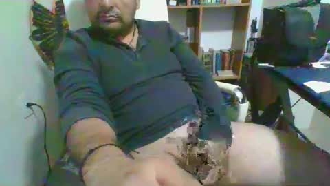 Snapshot of vangelux chatting on 12-01-24, 08:42 Arcangel online show from 12-01-24, 08:42