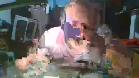 Snapshot of vangelux chatting on 11-01-25, 12:34 Arcangel online show from 11-01-25, 12:34