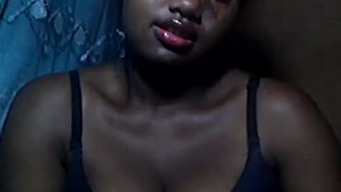 vaniah321 online show from 01-14-25, 08:09