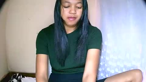 Snapshot of vanih27 chatting on 05-16-26, 06:32 vanih27 online show from 05-16-26, 06:32