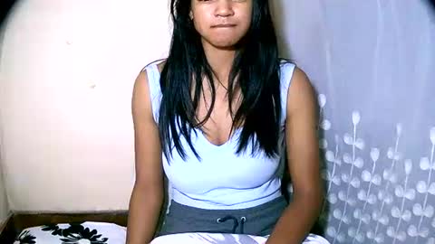 Snapshot of vanih27 chatting on 05-21-26, 08:16 vanih27 online show from 05-21-26, 08:16