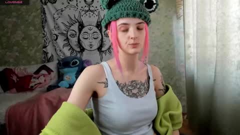 Adelina online show from 03-05-25, 05:07