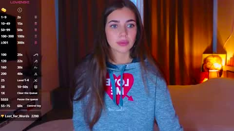 Snapshot of vanilla_tori chatting on 01-30-25, 03:11 Elika online show from 01-30-25, 03:11