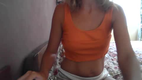 Snapshot of vanillachika205 chatting on 07-16-26, 10:43 vanillachika205 online show from 07-16-26, 10:43