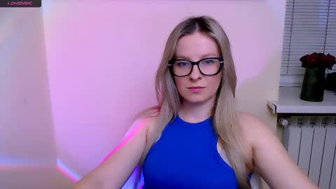 Mia online show from 02-12-26, 08:20