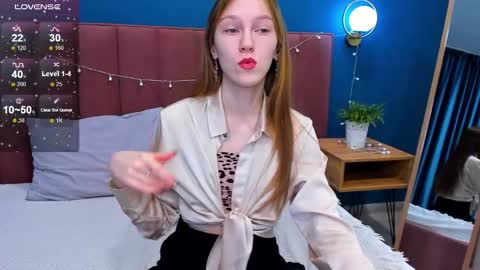 Snapshot of vanillakelly chatting on 02-06-25, 12:22 Sofia online show from 02-06-25, 12:22