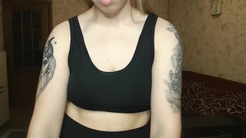 VanillaMuffin online show from 02-24-25, 10:26