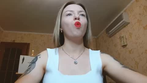 VanillaMuffin online show from 09-13-25, 11:54