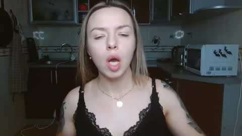 VanillaMuffin online show from 11-01-25, 01:24