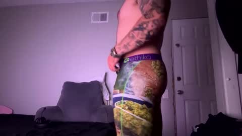 vanillapretzel online show from 10-04-25, 11:19