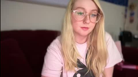 Snapshot of vanillapuddingpie chatting on 03-02-25, 03:56 vanillapuddingpie online show from 03-02-25, 03:56