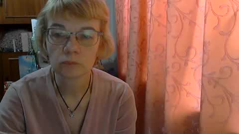 Vanillaxcreamy online show from 02-15-25, 01:16