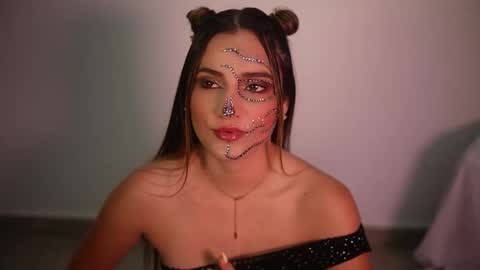 Vanilu online show from 10-07-25, 10:51