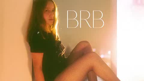 Snapshot of vanlet chatting on 07-14-26, 02:45 Elizabeth online show from 07-14-26, 02:45