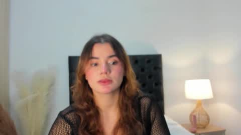 Vannesa online show from 03-18-26, 07:06