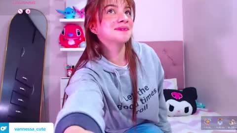 Vanesa online show from 12-15-25, 04:06