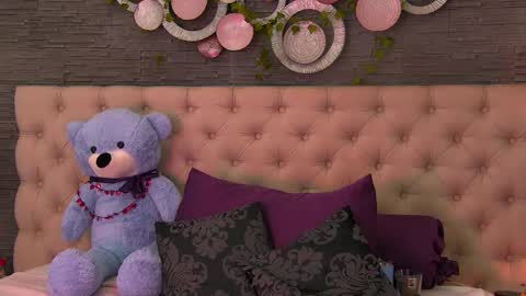 Vanessa online show from 03-10-26, 03:06