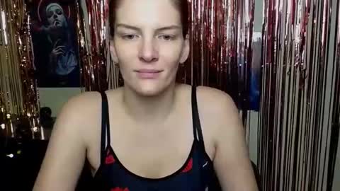 Vanessa online show from 12-22-25, 12:13
