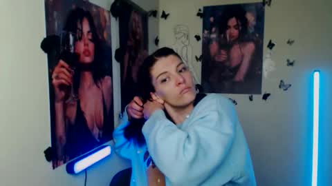 Vanessa online show from 01-14-26, 05:29