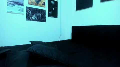 vanvelckan_ online show from 04-14-26, 03:01