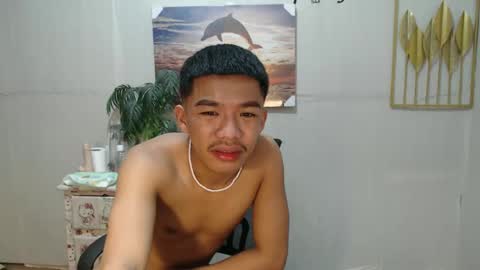 Snapshot of vanxxx2005 chatting on 12-02-24, 06:32 vanxxx2005 online show from 12-02-24, 06:32