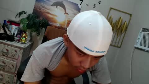 Snapshot of vanxxx2005 chatting on 01-19-25, 02:04 vanxxx2005 online show from 01-19-25, 02:04