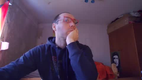 Snapshot of vanya101 chatting on 02-11-25, 02:24 Vanya Gold online show from 02-11-25, 02:24