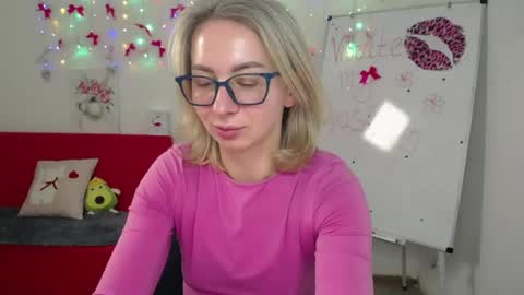 Snapshot of vasilisasii chatting on 05-03-26, 11:27 Vasilisa online show from 05-03-26, 11:27