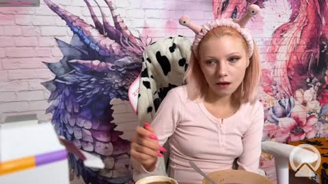Vasya Sylvia online show from 12-04-24, 08:56