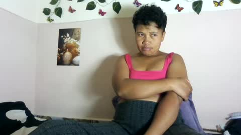 Vayannah online show from 06-18-26, 05:08