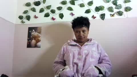 Vayannah online show from 06-25-26, 08:46