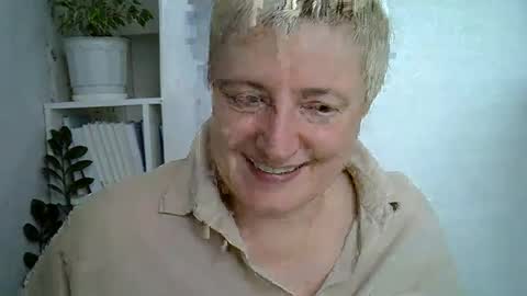 vea_motty online show from 06-04-26, 06:08