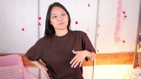 Snapshot of vedawangler chatting on 06-18-26, 04:22 Havy online show from 06-18-26, 04:22
