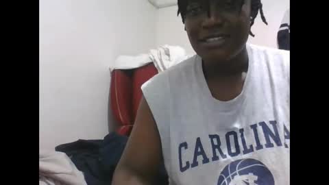 Vee tommy online show from 03-29-26, 02:00