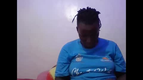 Snapshot of vee_tommy chatting on 05-04-26, 06:04 Vee tommy online show from 05-04-26, 06:04