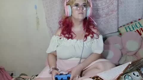 Snapshot of veelehanex3 chatting on 07-09-26, 04:44 Veronica Lehane online show from 07-09-26, 04:44