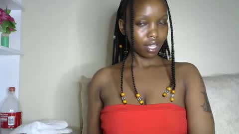 Snapshot of veey_dellah chatting on 01-19-26, 12:31 veey online show from 01-19-26, 12:31