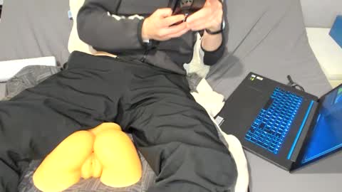 Snapshot of veganbadass6969 chatting on 02-03-25, 07:00 D online show from 02-03-25, 07:00