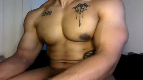 Vegas Love online show from 11-26-25, 09:21