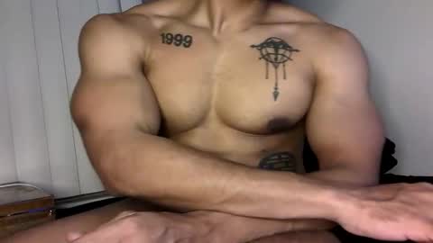 Vegas Love online show from 12-18-25, 08:20