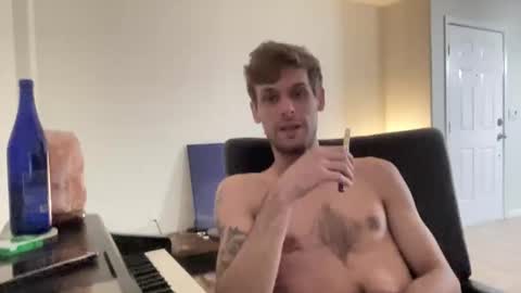 Snapshot of vegassangel chatting on 12-05-25, 03:04 Joeyyy online show from 12-05-25, 03:04