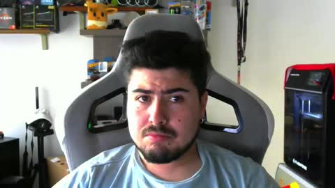 Charles online show from 11-13-25, 04:39