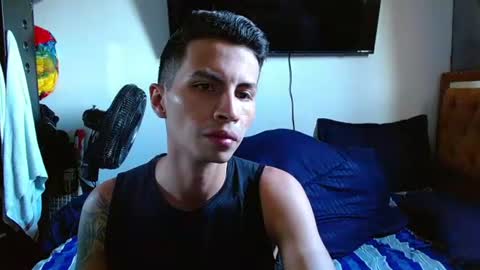 velk_hot1 online show from 07-16-26, 12:44