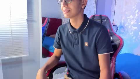 V E L K A N online show from 10-29-25, 09:49